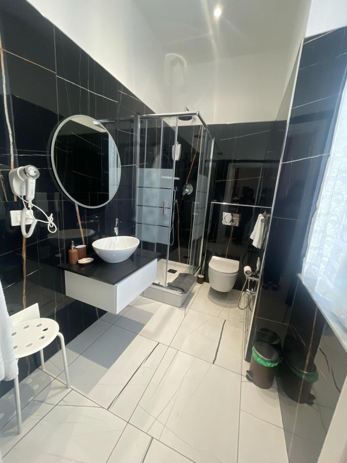 Laura Rooms La Spezia Kültér fotó